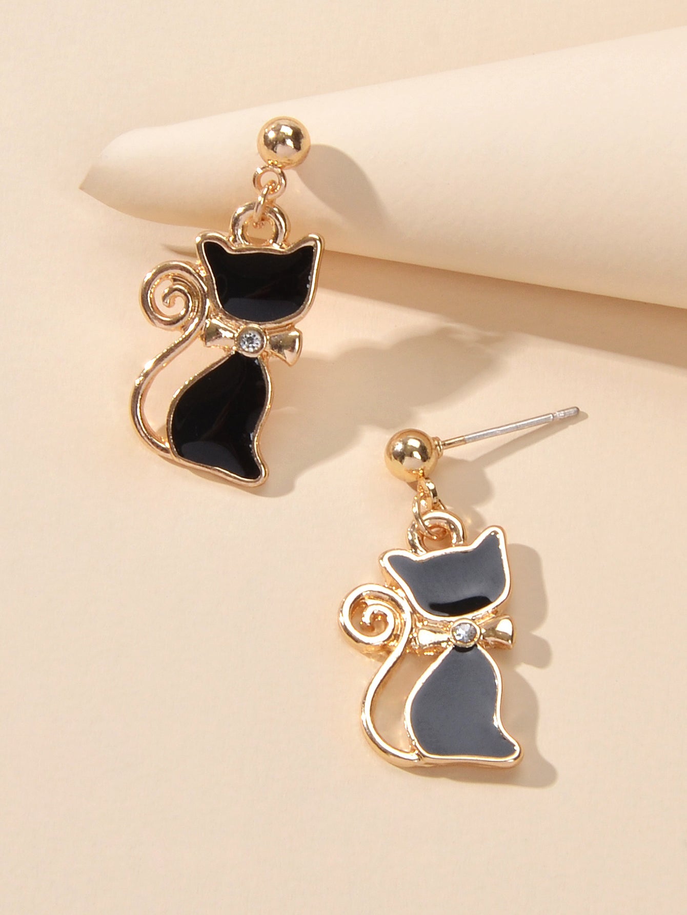 Orecchini Gatto Nero con Strass – 2,7 cm